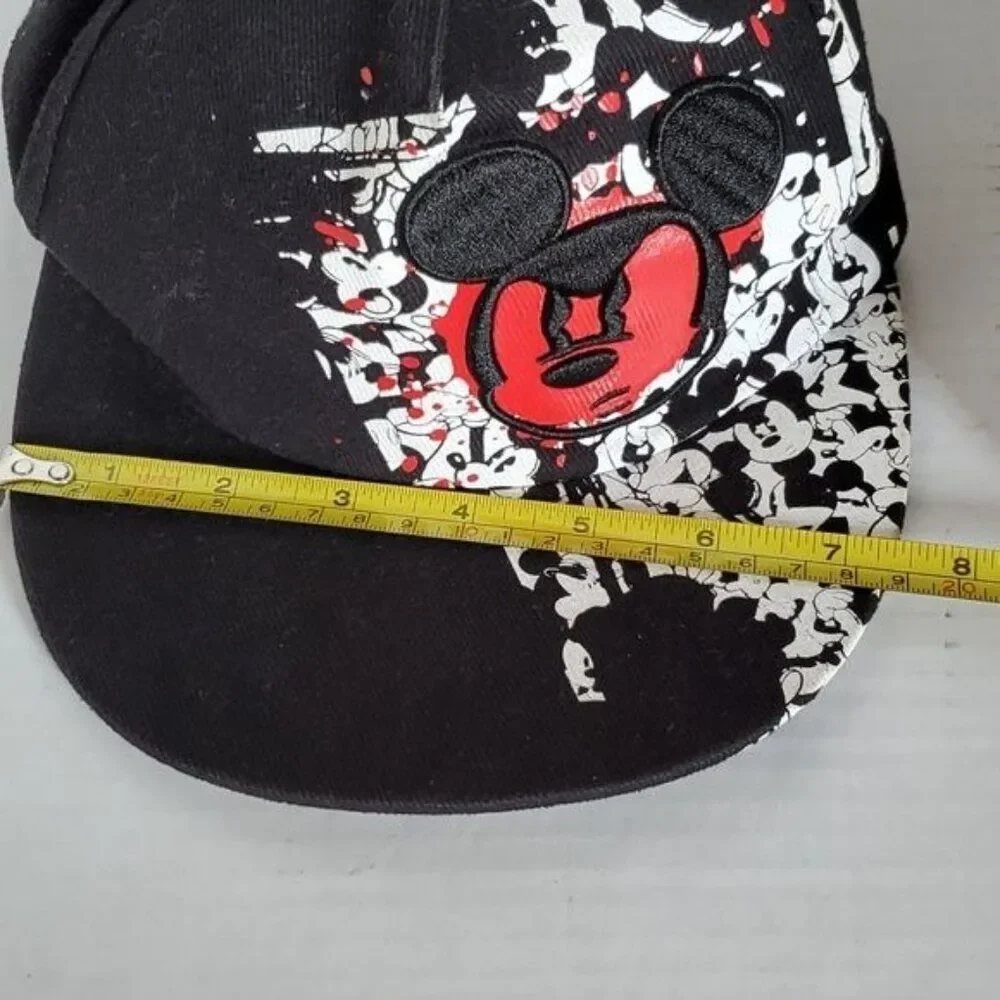 Mickey Mouse Flat Brim Hat Cap Black Embroidered Disney Parks Size Youth